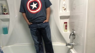 Relaxing Tub Pee