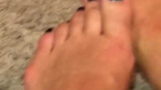 Clip of my pretty feet with a fresh pedicure