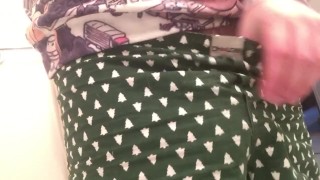 Uncut Dick Peeing