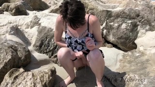 Pissing at a crowded spring break beach!