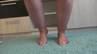 Foot bbw with feet fetish Do you like pantyhose with a pattern on fat legs?