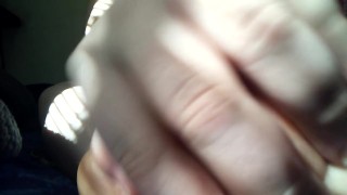 Bbw rubs feet