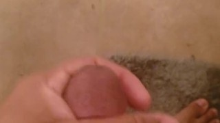 Jerking my dick fresh out the showerer