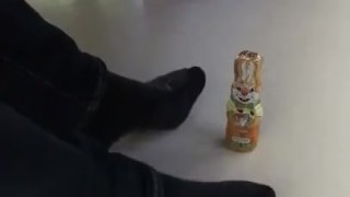 Shoeplay Video 020: Puma Shoeplay At Work 2 (Easter Edition)