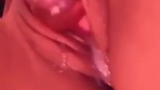 Model, Alva Jay playing on Snapchat