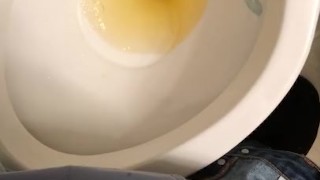 PISSING!