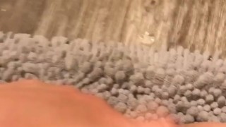 Watch me finger my pussy till i squirt