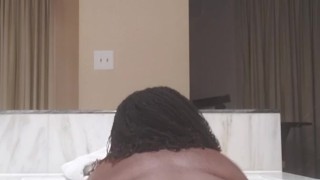 Ebony BBW in Tub Twerking