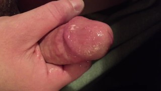 HUMM THIS LOOKS SWEET... CLOSE-UP MASTURBATION