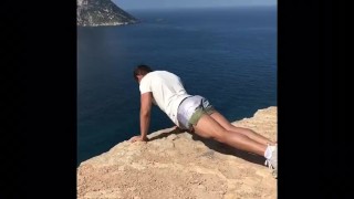 Zander in Ibiza: DM for cooperation