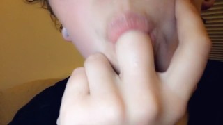 watch me suck myself off my fingers