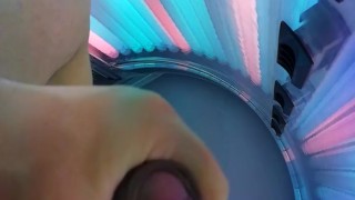 Czech boy masturbate on in solarium