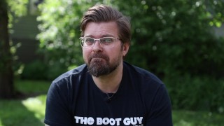 Shorts and boots?|ASK THE BOOT GUY | #008 |