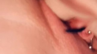 Solo female pierced pussy get all 8 inches