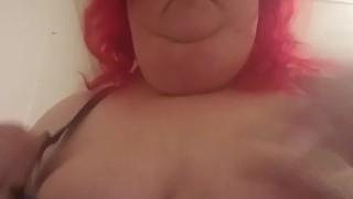 BBW plays with pierced titties