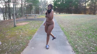 Butt Naked Risky Masturbation At the Park