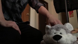 I turn the dog into a therapy dog for my students during final