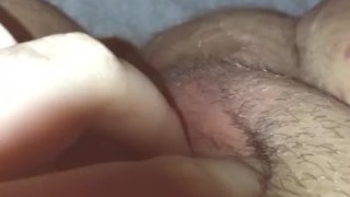 Gushing piss