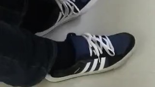 Shoeplay Video 024: Adidas Shoeplay At Work 4 (Easter Edition)