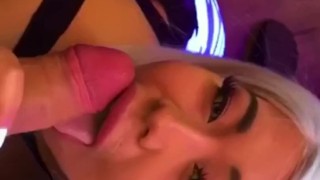 Sucking dick in the sunbed room 