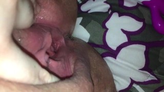 Amateur BBW teasing clit juicy squirt and piss to orgasm with contraction