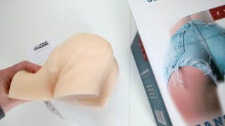 UNBOXING: KYO JEANS GIRL MASTURBATOR - Fake ass (Club-des-branleurs.fr)
