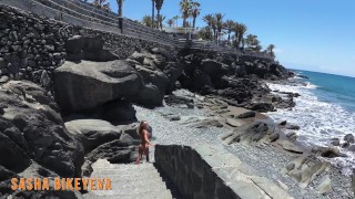 PISS PISS TRAVEL - Girl in a micro bikini pees in public in Gran Canaria
