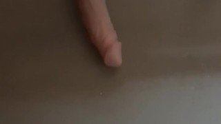 Hot mature masturbating and comes! Dildo! Orgasm!!!