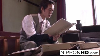 Japanese secretary blows her boss in the office