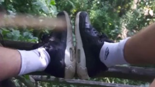 teen boy wank outdoor