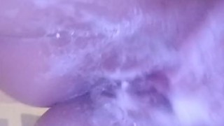 Shower pussy playing brunette