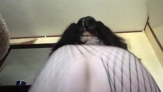 TWERKING IN MY FISHNETS
