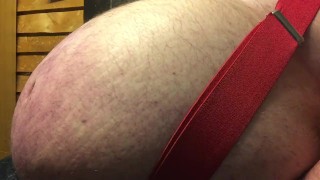 bloatin closeup clip