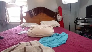 Pussy playing
