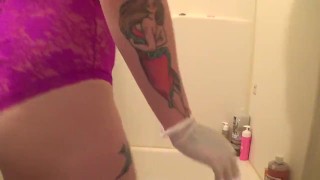 Slut Cleans Her Bath Tub