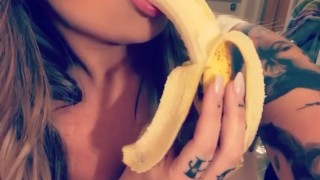 Millie Stylez Deepthroats Banana