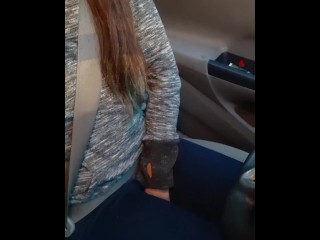 Rozpaczliwie potrzebuje znaleć miejsce do siusiu w mieście