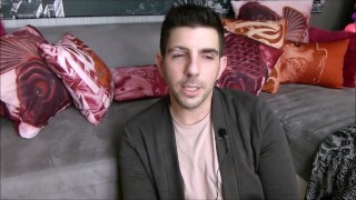 ITW: M'sieur Jeremy, cet homme qui parle de sextoys et de sexe sur Youtube
