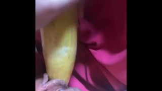 Lonely MILF cums on a squash