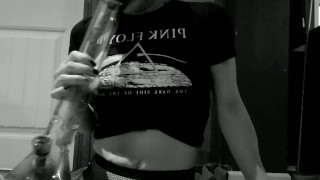 Sexy Bong Hit #1