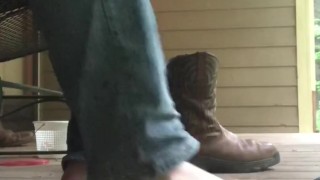 Husband shows off smelly feet