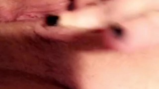 MsAshleyNicol3 playing with her pink pussy