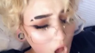 submissive gets soaking from masturbating