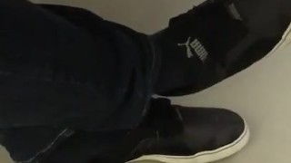 Shoeplay Video 030: Puma Shoeplay At Work