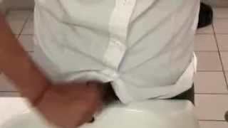 Young Secuirty officer quick cum