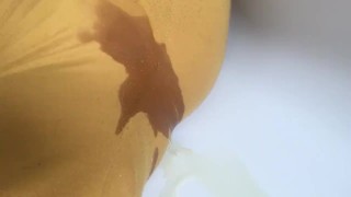 Pissing While Cumming in Tight Yellow Pants