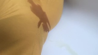 Pissing While Cumming in Tight Yellow Pants