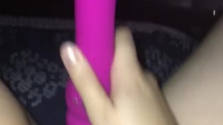 teen uses vior on herself alone