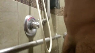 Amateur Teen Masturbating Hard at Public Gym!!!Part1