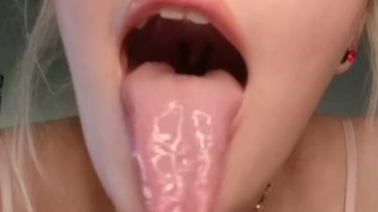 Amateur Long Tongue - long tongue - Homemade Porn